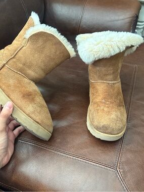 UGG Classic Short Suede Shearling Boots - Tan and Cream